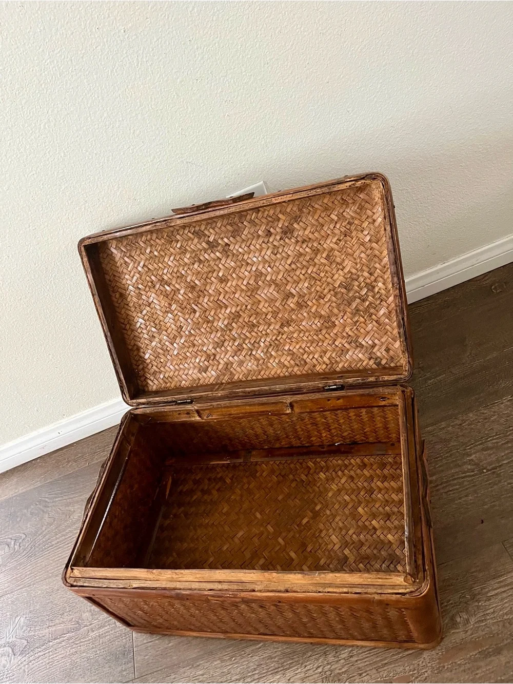 Woven Bamboo And Cane Rattan Storage Trunk Box W 12, L 19, H 10 Inches